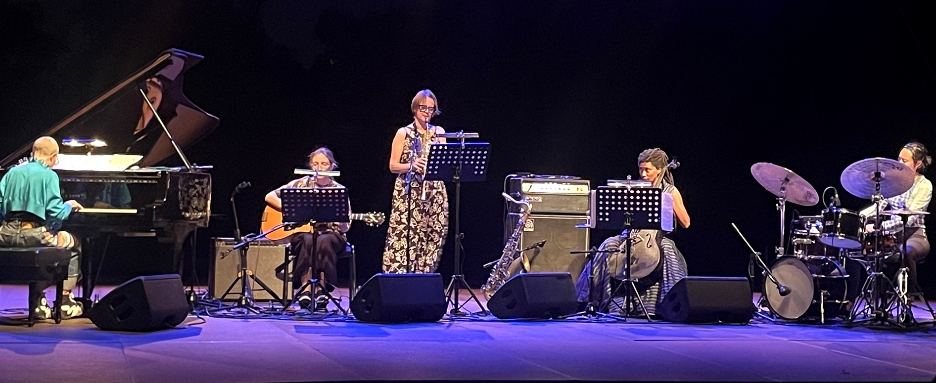 Grande image SURE GRAND OUT MYRA MELFORD'S FIRE AND WATER QUINTET